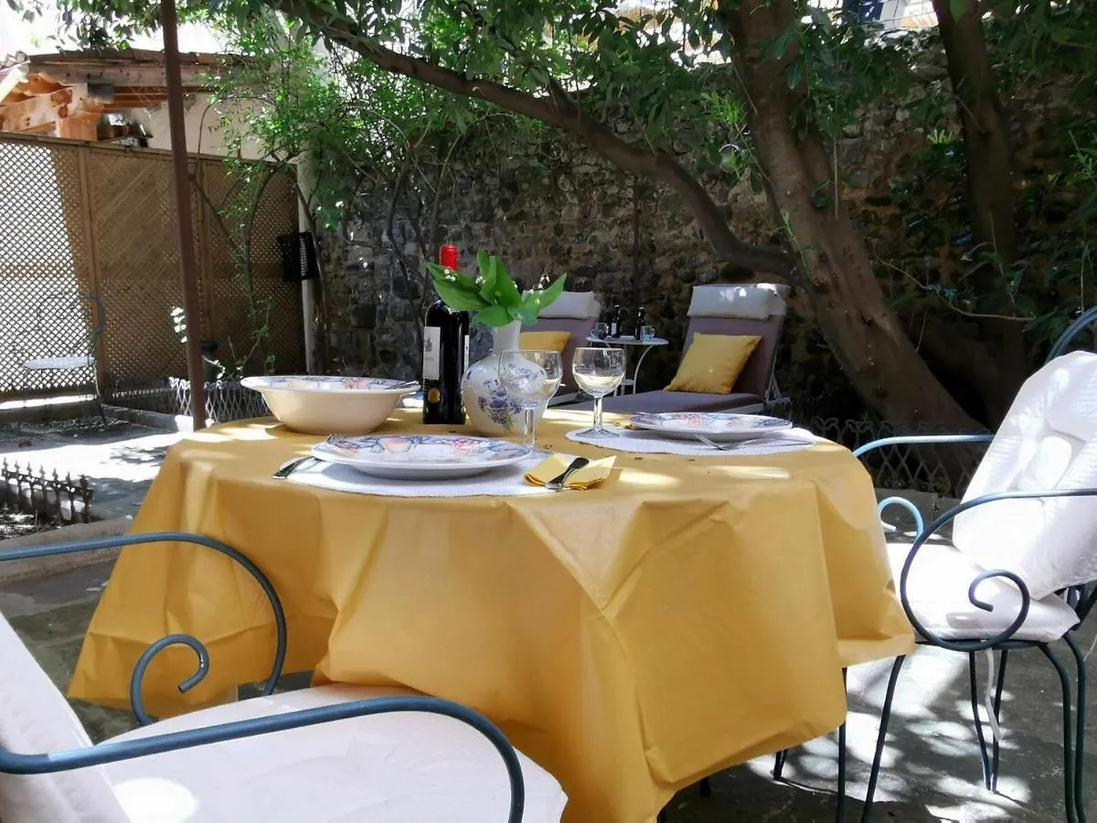 Cocon Au Coeur Du Puy-En-Velay Avec Cour Privee Et Wifi - Fr-1-582-325 Apartment Le Puy-en-Velay